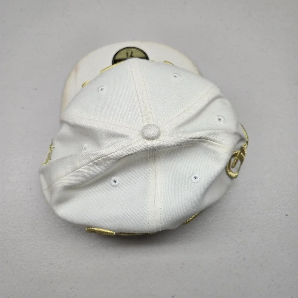 New Era ***stains item